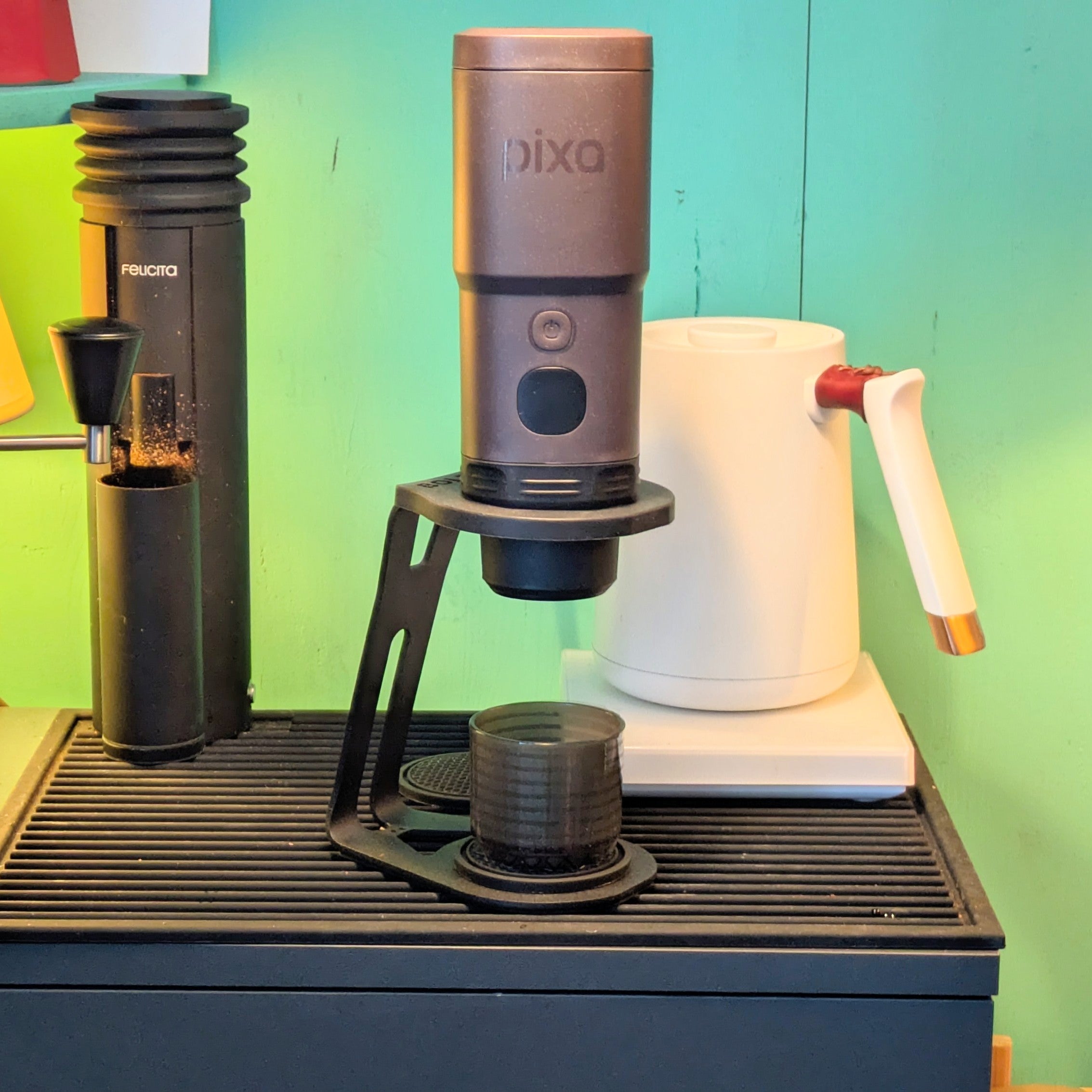 Pour Over Coffee Stand BOLD II Matte Black